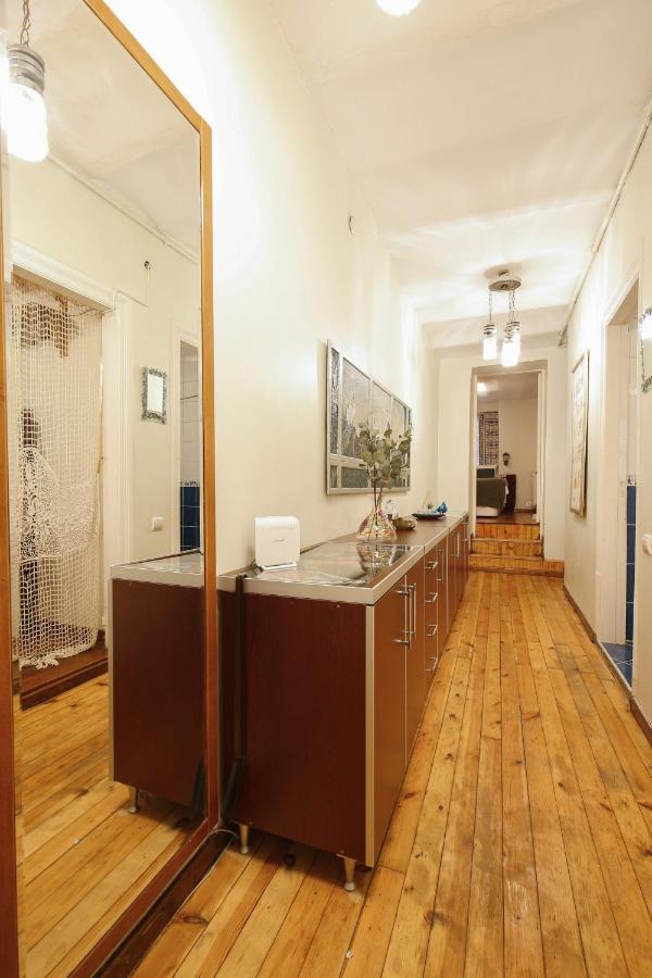 Superb Flat With Backyard In Cihangir Beyoglu Estambul Exterior foto